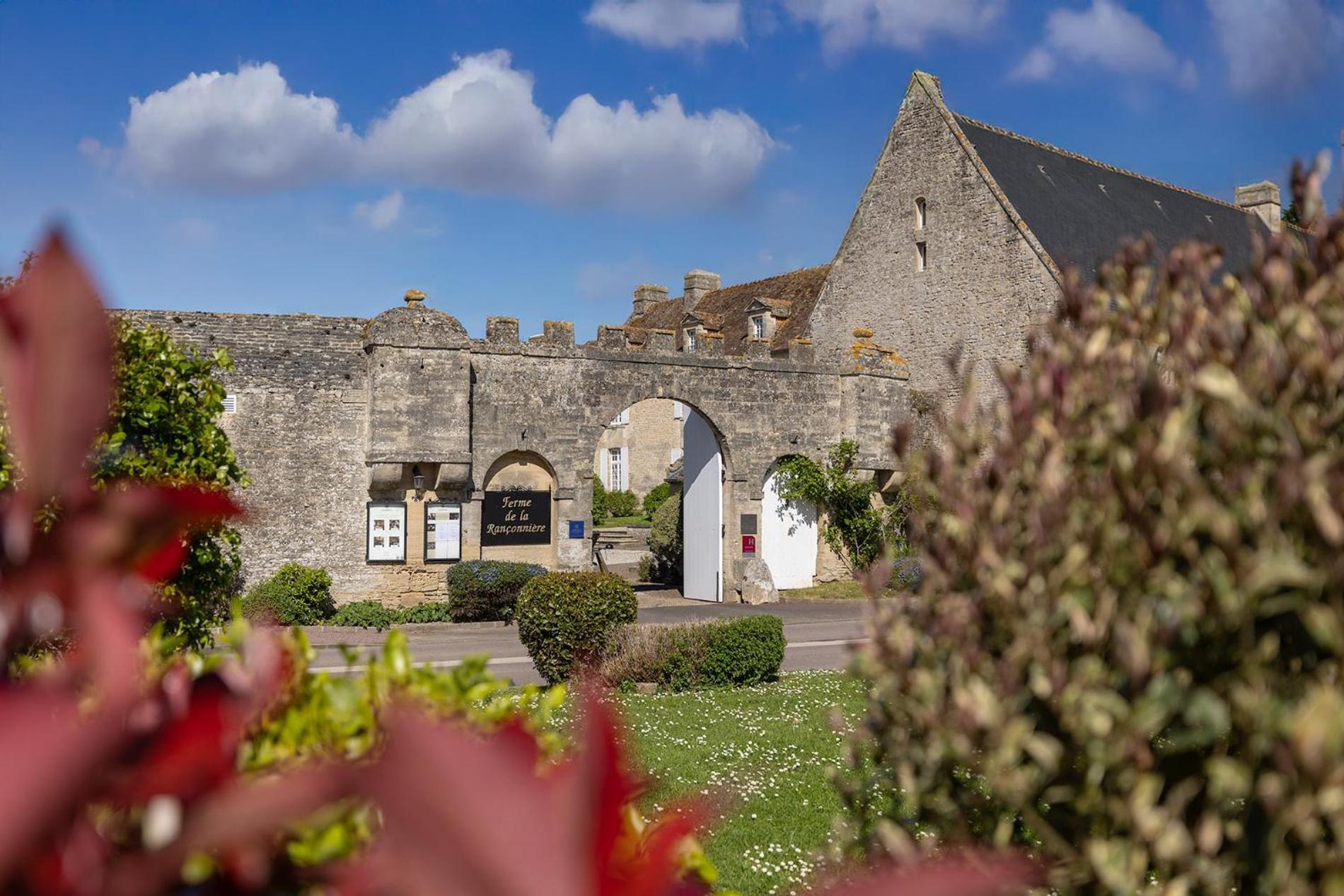 Ferme De La Ranconniere - Hotel & Restaurant Crepon Exterior photo